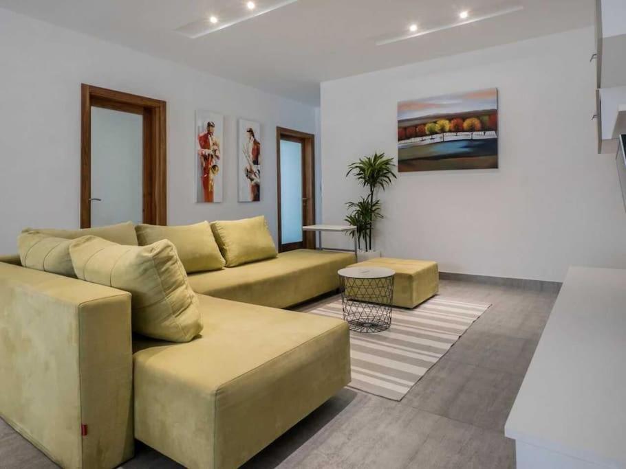 Top Floor Apt With Common Pool Close To All Amenities San Pawl il-Baħar Zewnętrze zdjęcie