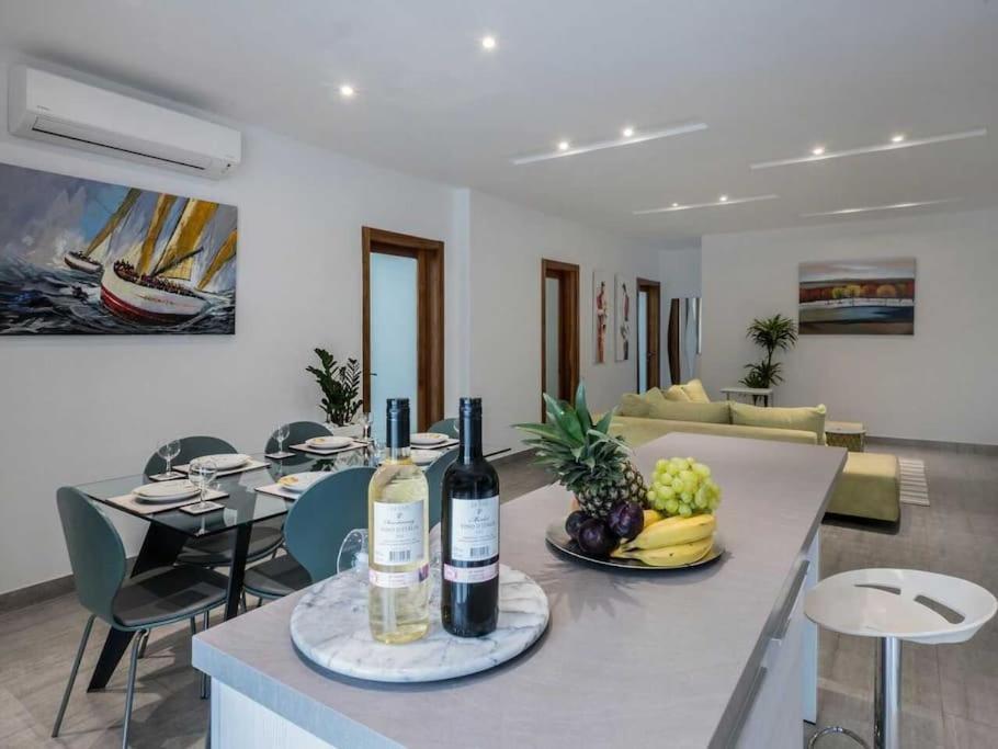 Top Floor Apt With Common Pool Close To All Amenities San Pawl il-Baħar Zewnętrze zdjęcie