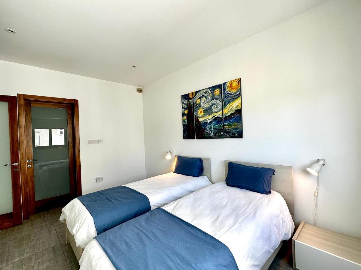 Top Floor Apt With Common Pool Close To All Amenities San Pawl il-Baħar Zewnętrze zdjęcie
