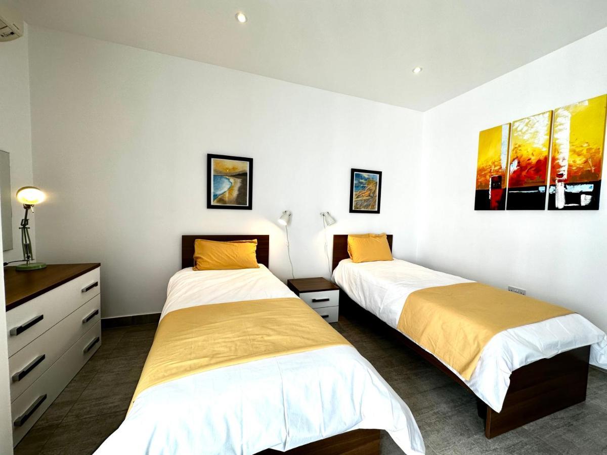 Top Floor Apt With Common Pool Close To All Amenities San Pawl il-Baħar Zewnętrze zdjęcie