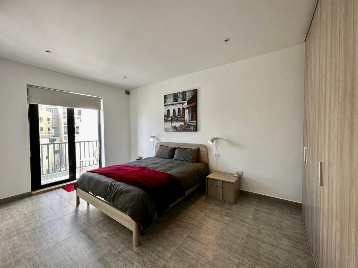 Top Floor Apt With Common Pool Close To All Amenities San Pawl il-Baħar Zewnętrze zdjęcie