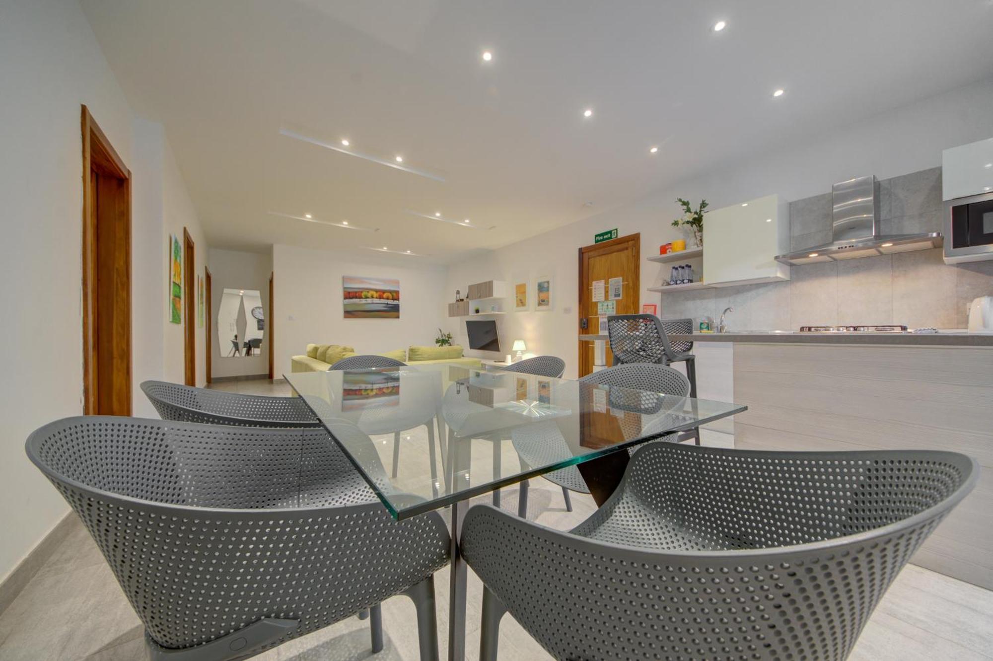 Top Floor Apt With Common Pool Close To All Amenities San Pawl il-Baħar Zewnętrze zdjęcie