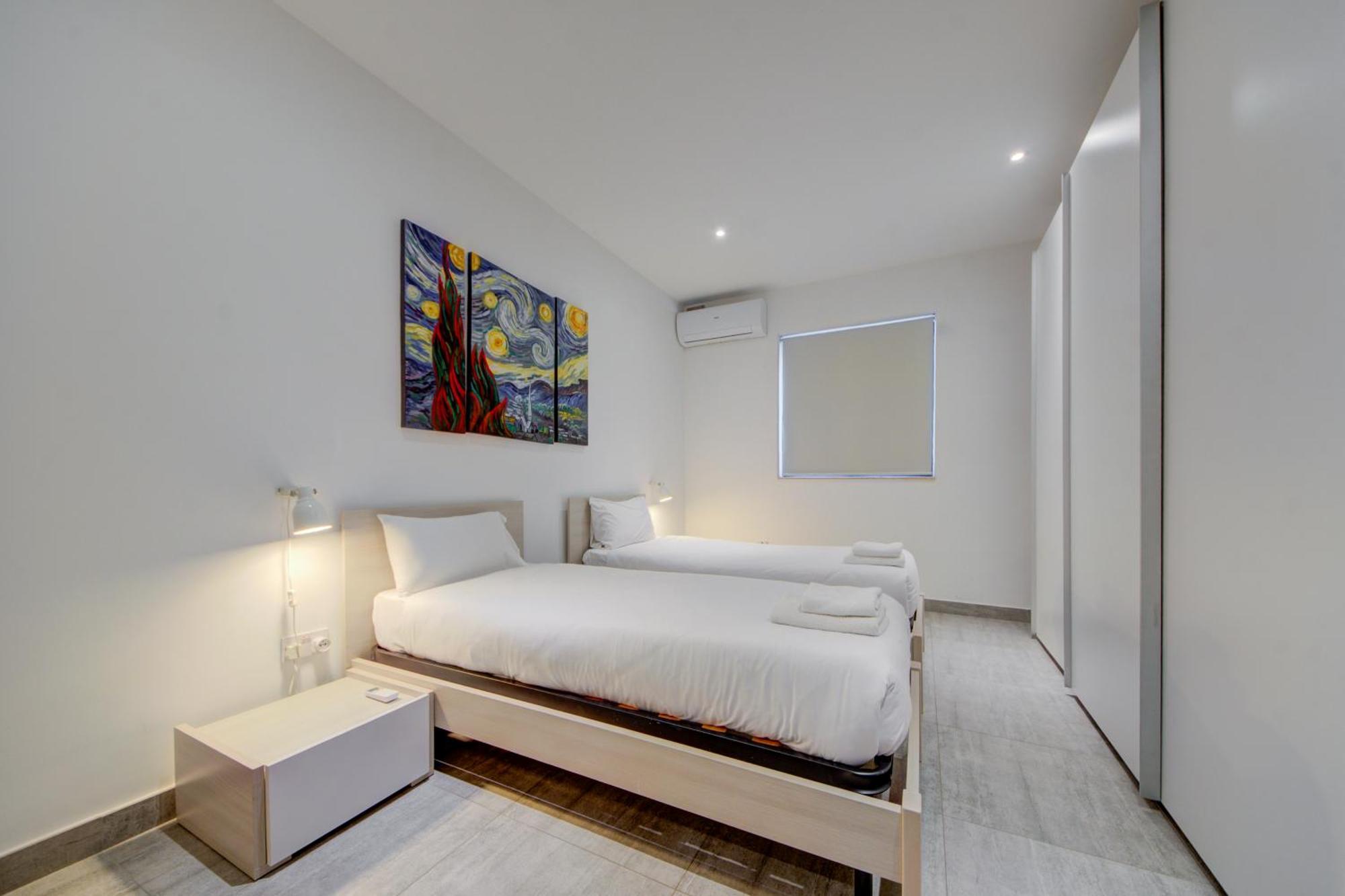 Top Floor Apt With Common Pool Close To All Amenities San Pawl il-Baħar Zewnętrze zdjęcie